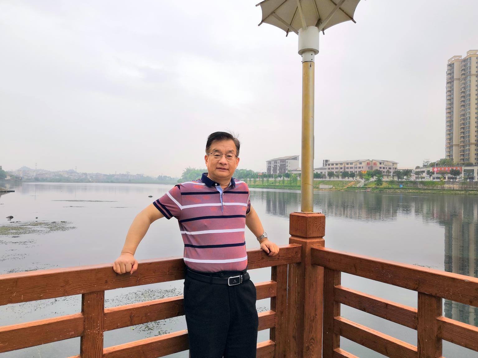 深圳市爱格丽生物科技有限公司董事长王剑英