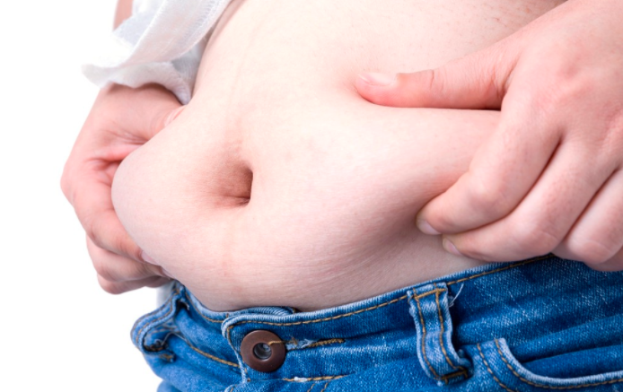 “边走边吃”不但容易发胖，还易导致消化不良！备好和胃整肠丸