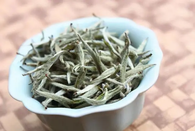 年度收藏级白茶，八马茶业的福鼎白茶·殿藏老树牡丹它来了！