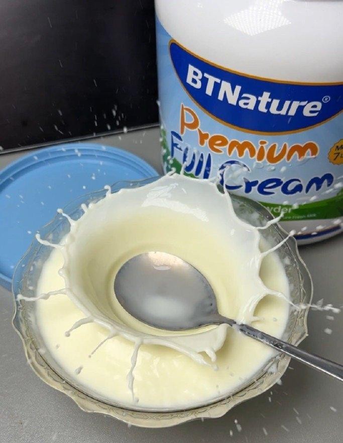 听说BTNature的脱脂奶粉是非乳制品工厂生产，是真的吗？